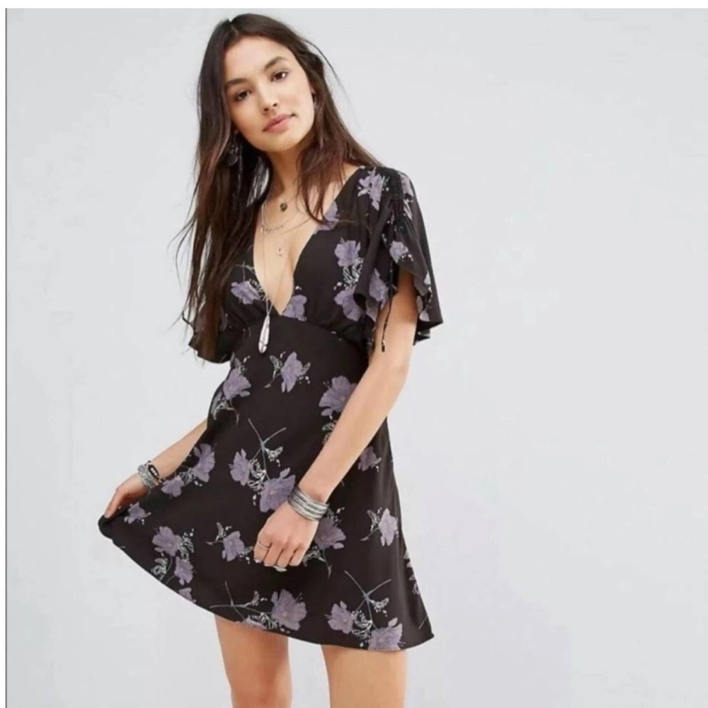 Free People Melanie Night Flutter Sleeve Dress. Size 2.